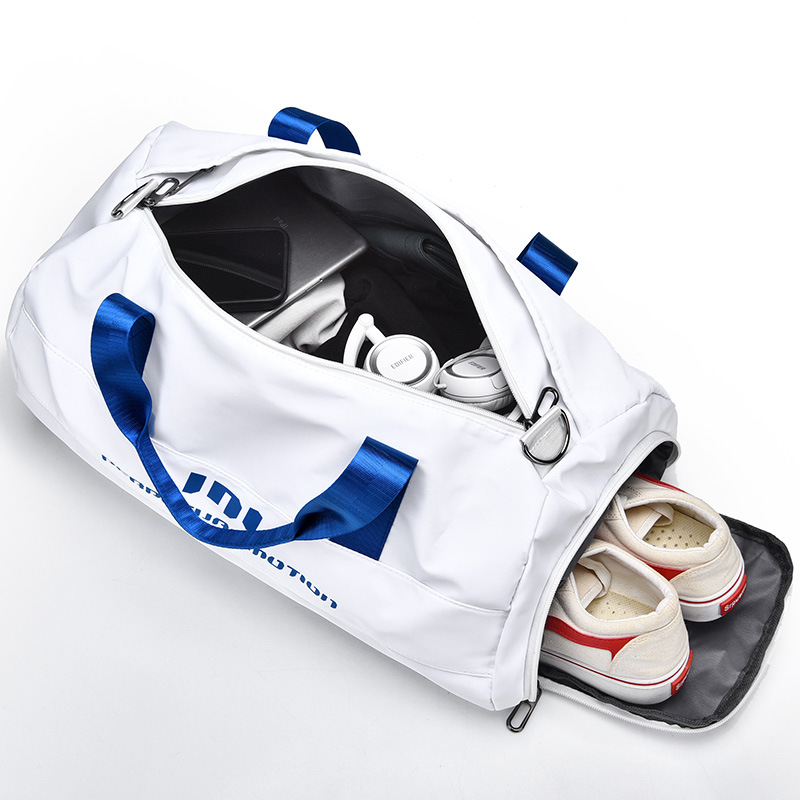 Fitness Duffel Isolated Wet St - Weekender Bag Duffle recension och pris