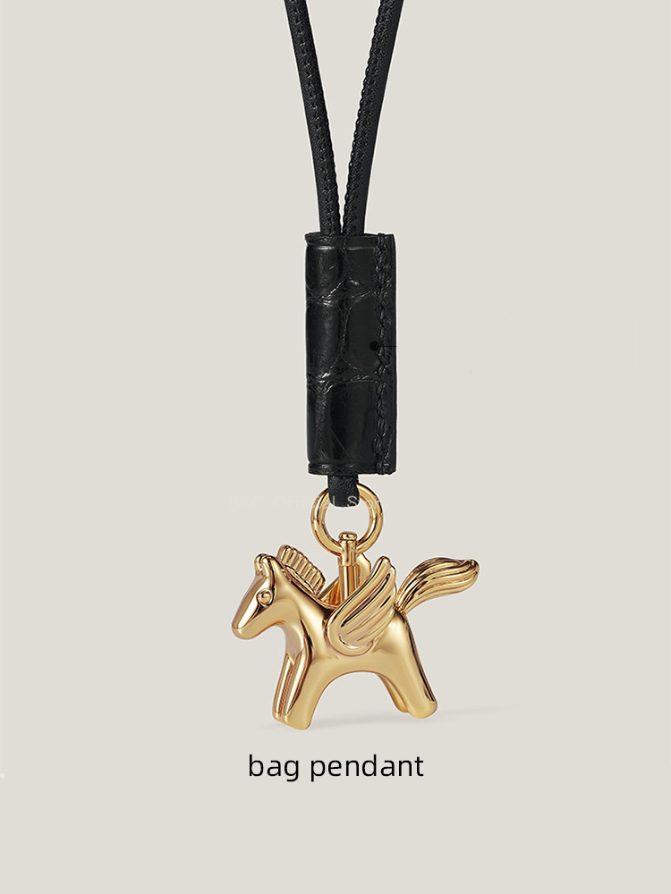 Luxury Brass Pegasus Bag Charm - Luxury Bags Hermes Birkin recension och pris