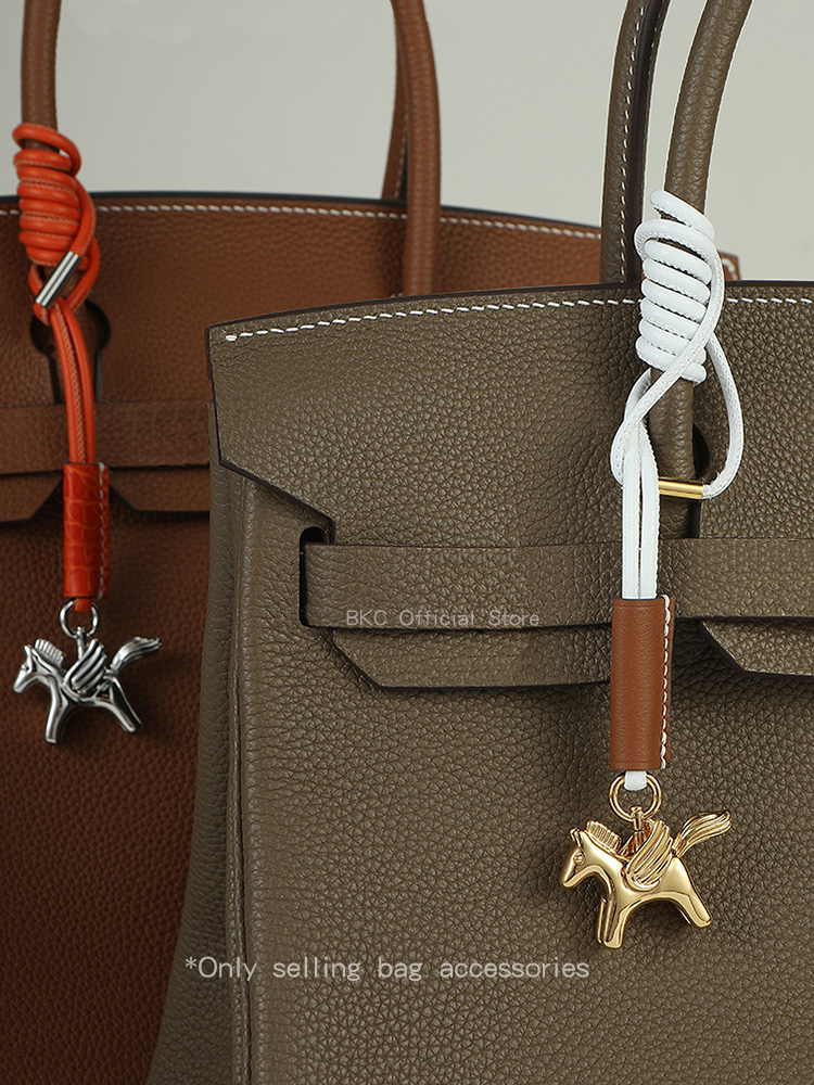 Luxury Brass Pegasus Bag Charm - Luxury Bags Hermes Birkin recension och pris