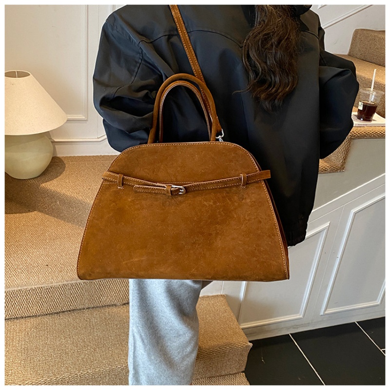 Structured dome-shaped handbag - Structured Handbag Top Handle recension och pris