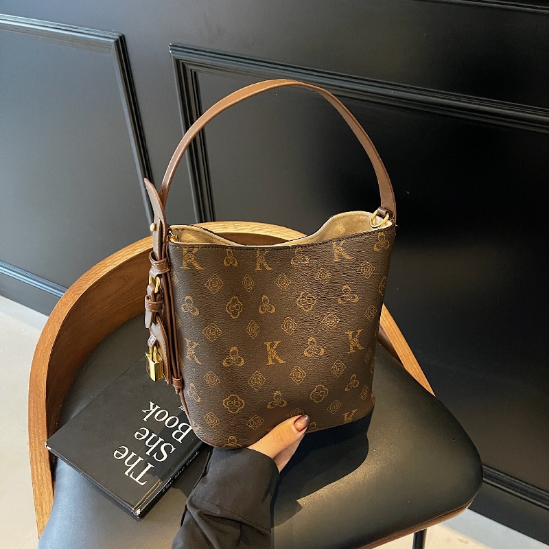 New retro fashion printed buck - Luxury Bags Sale recension och pris